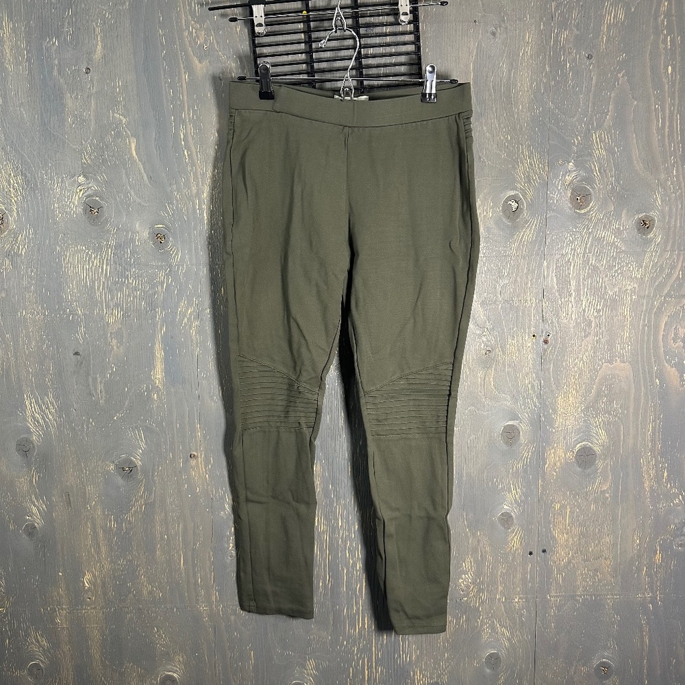 Legging Style pants